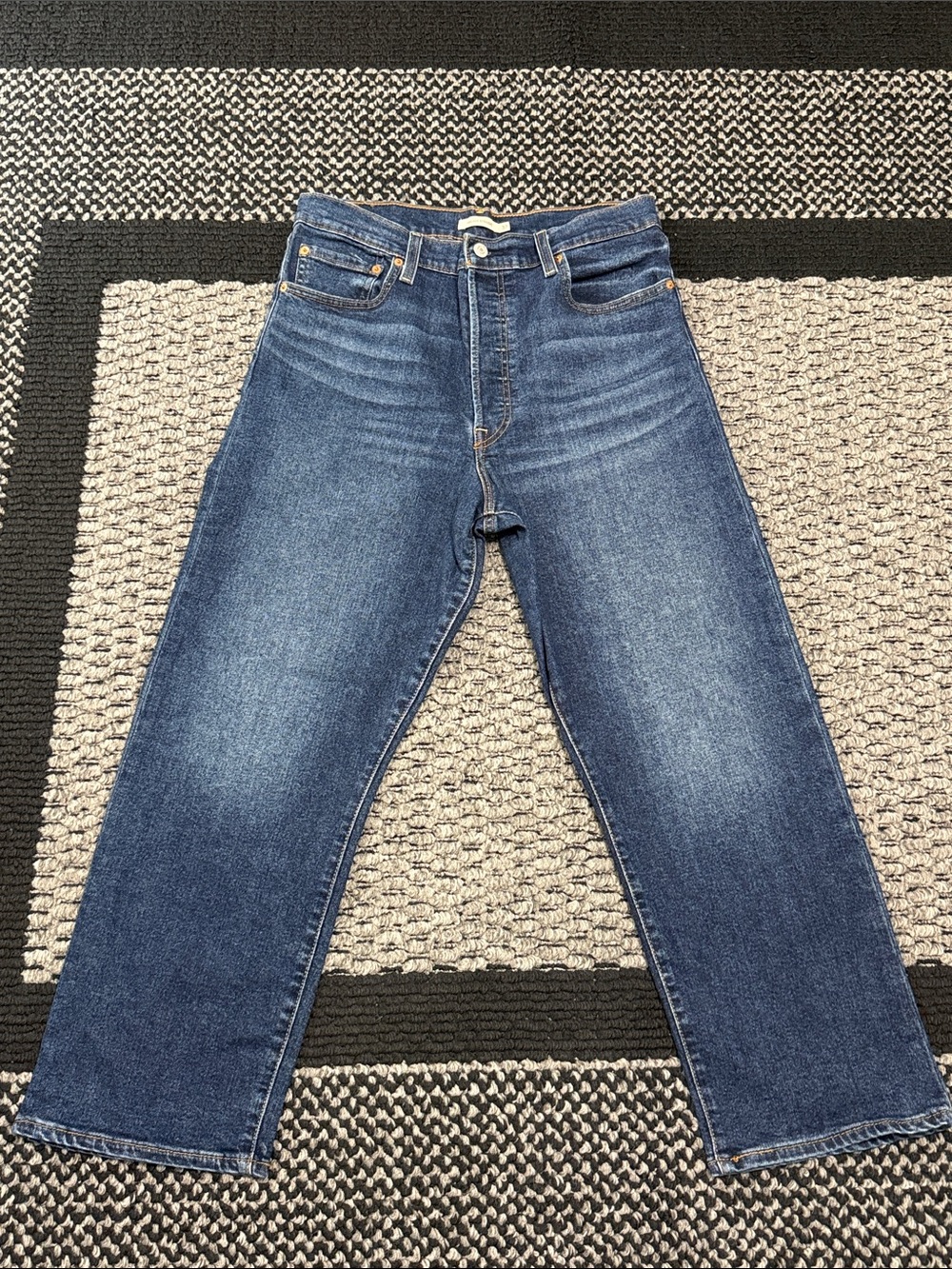Levi’s Ribcage Straight BIG E Women’s Sz 32 Ankle High Waist Classic Denim